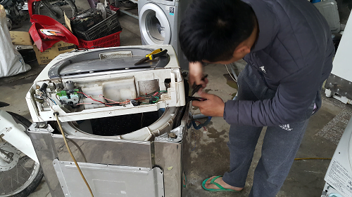 sua máy giặt cửa trên tai thanh hóa