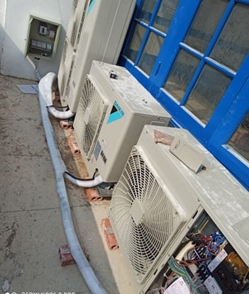 Giá vệ sinh điều hòa Bí quyết chăm sóc máy lạnh hiệu quả